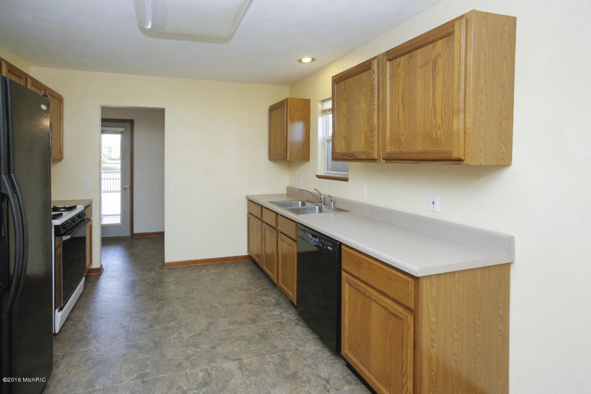 13372 E M-89, Augusta, MI 49012 photo 7