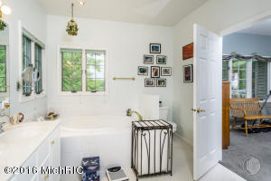 1663 Crystal Lake Rd, Whitehall, MI 49461 photo 23