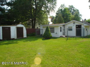 208 E Canal St, Augusta, MI 49012 photo 2