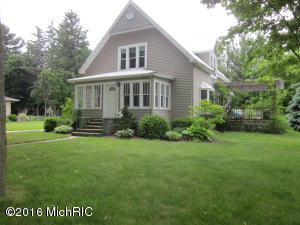 328 E Maple, Fremont, MI 49412 photo 1