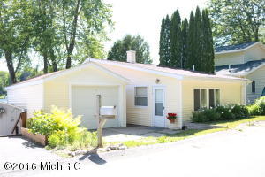 12216 Mac Dr NE, Belding, MI 48809 photo 2