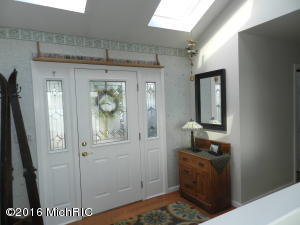 10855 Long Point Dr, Plainwell, MI 49080 photo 4