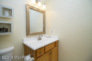 235 E Allen Rd, Howell, MI 48855 photo 15