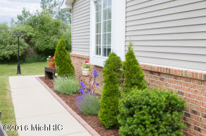 235 E Allen Rd, Howell, MI 48855 photo 37