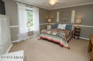 235 E Allen Rd, Howell, MI 48855 photo 11