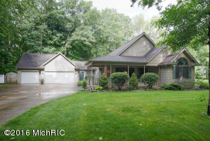 56434 Puma Dr, Three Rivers, MI 49093 photo 1