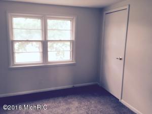 18329 Featherstone Rd, Constantine, MI 49042 photo 9