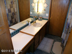 10152 Button Rd, Belding, MI 48809 photo 10