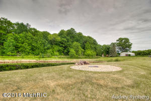 215 E 96th St, Newaygo, MI 49337 photo 42