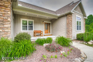 215 E 96th St, Newaygo, MI 49337 photo 7