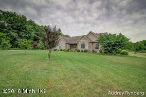 215 E 96th St, Newaygo, MI 49337 photo 47