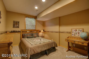 215 E 96th St, Newaygo, MI 49337 photo 33