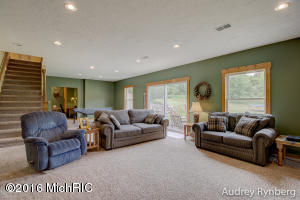 215 E 96th St, Newaygo, MI 49337 photo 28