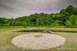 215 E 96th St, Newaygo, MI 49337 photo 41