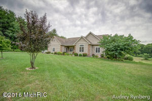 215 E 96th St, Newaygo, MI 49337 photo 46