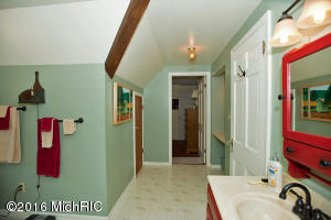 126 Gilkey St, Plainwell, MI 49080 photo 11