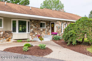 8384 Fulton St E, Ada, MI 49301 photo 2