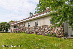 8384 Fulton St E, Ada, MI 49301 photo 3