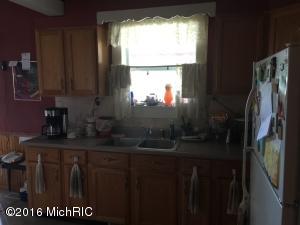 699 M89, Plainwell, MI 49080 photo 2
