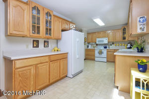 9825 W Graham Rd, Plainwell, MI 49080 photo 12