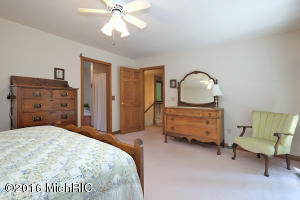 9825 W Graham Rd, Plainwell, MI 49080 photo 17