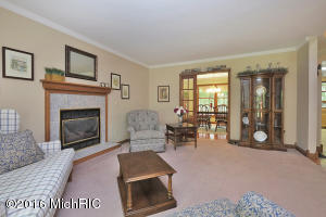 9825 W Graham Rd, Plainwell, MI 49080 photo 5