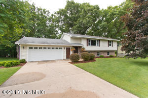 913 N State Rd, Belding, MI 48809 photo 2