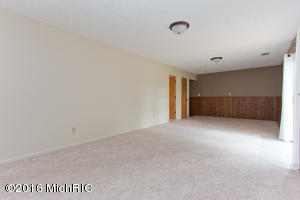 913 N State Rd, Belding, MI 48809 photo 28
