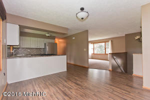 913 N State Rd, Belding, MI 48809 photo 12