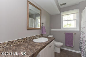 913 N State Rd, Belding, MI 48809 photo 32