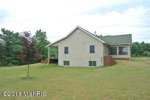 3018 Mcdowell St, Stanton, MI 48888 photo 4