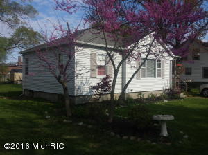 8989 Second, Baroda, MI 49101 photo 3