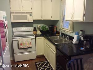 8989 Second, Baroda, MI 49101 photo 5