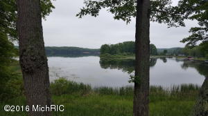 5023 E M-82, Newaygo, MI 49337 photo 3