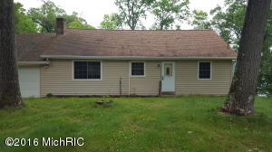 5023 E M-82, Newaygo, MI 49337 photo 1