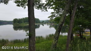 5023 E M-82, Newaygo, MI 49337 photo 2