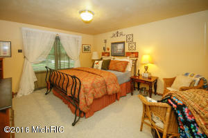17091 Comanche Trl, Three Rivers, MI 49093 photo 15