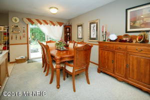 17091 Comanche Trl, Three Rivers, MI 49093 photo 9