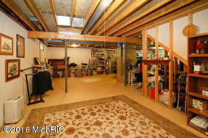 17091 Comanche Trl, Three Rivers, MI 49093 photo 24
