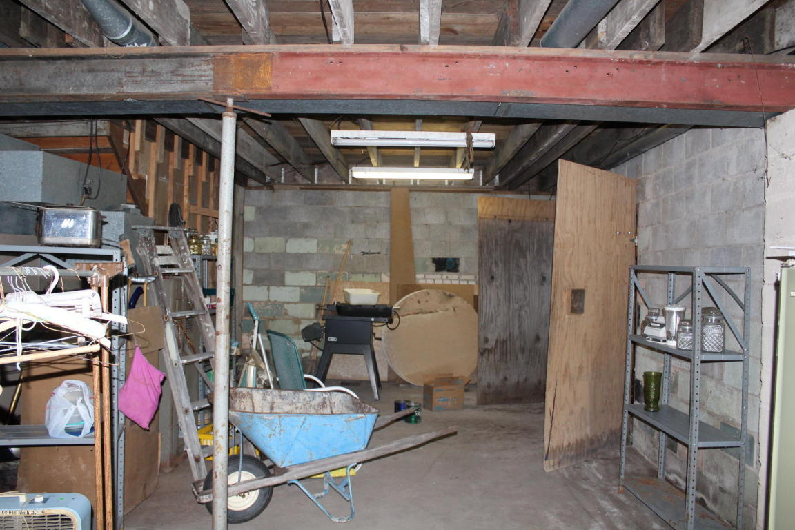 8740 E Ruth Dr, Branch, MI 49402 photo 12