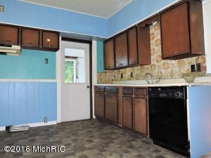 6665 E Main St, Eau Claire, MI 49111 photo 9