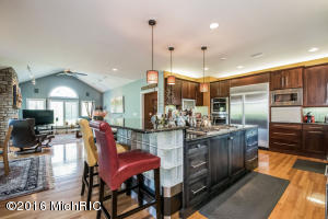 719 Saddlebrook, Ada, MI 49301 photo 13