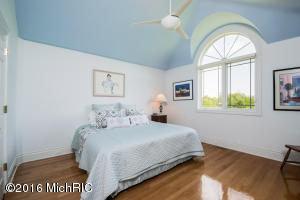 719 Saddlebrook, Ada, MI 49301 photo 30