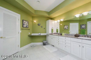 719 Saddlebrook, Ada, MI 49301 photo 22