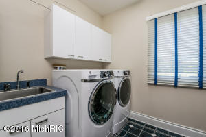 719 Saddlebrook, Ada, MI 49301 photo 24