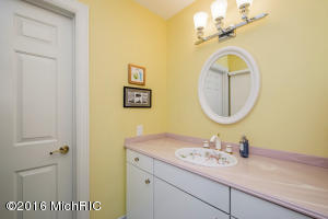 719 Saddlebrook, Ada, MI 49301 photo 32