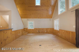 7322 Rolling Rd, Newaygo, MI 49337 photo 4
