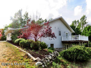 11512 Ware Rd, Lowell, MI 49331 photo 2