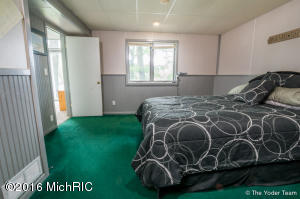 7269 Larned Dr NE, Belding, MI 48809 photo 21
