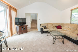 7269 Larned Dr NE, Belding, MI 48809 photo 6